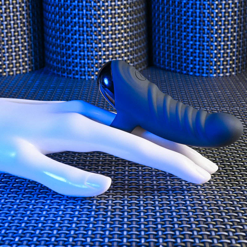 Hooked on You Finger Vibrator