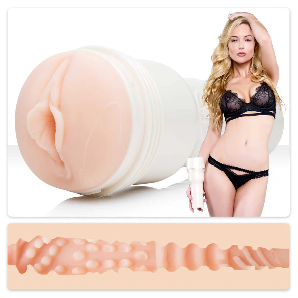 Kayden Kross (Ultimate Texture)