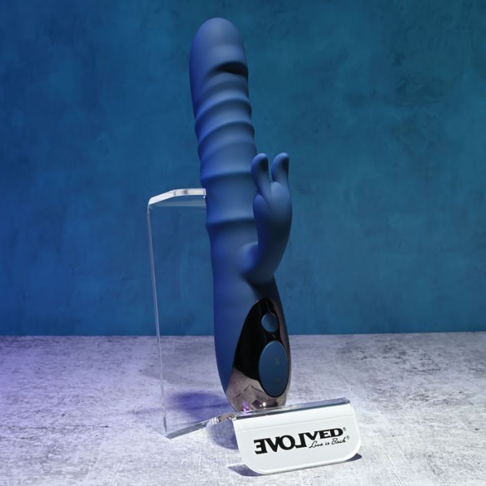 The Ringer Silicone Rechargeable Vibrator