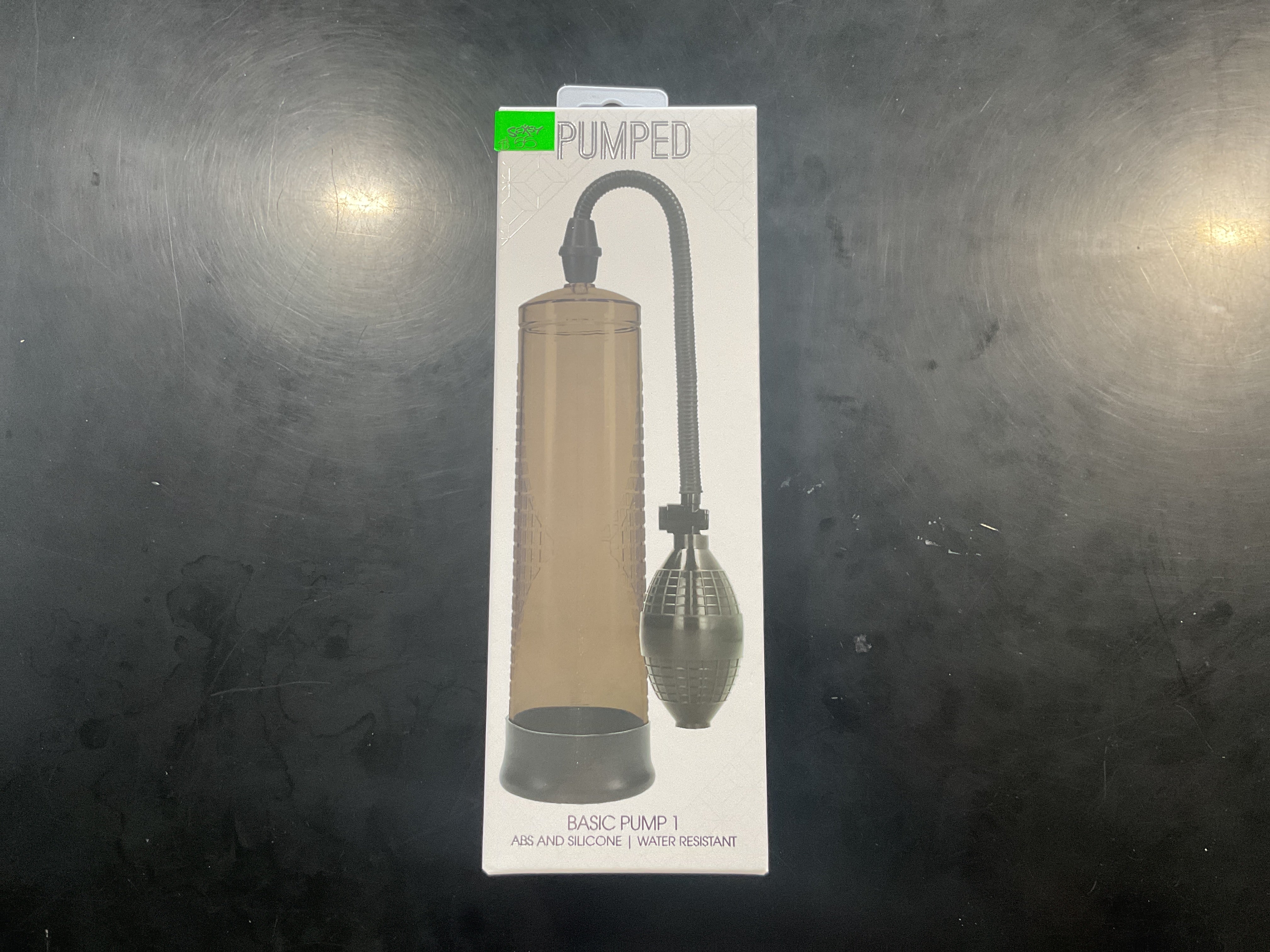 Basic Pump 1 - Water Resistant - Black